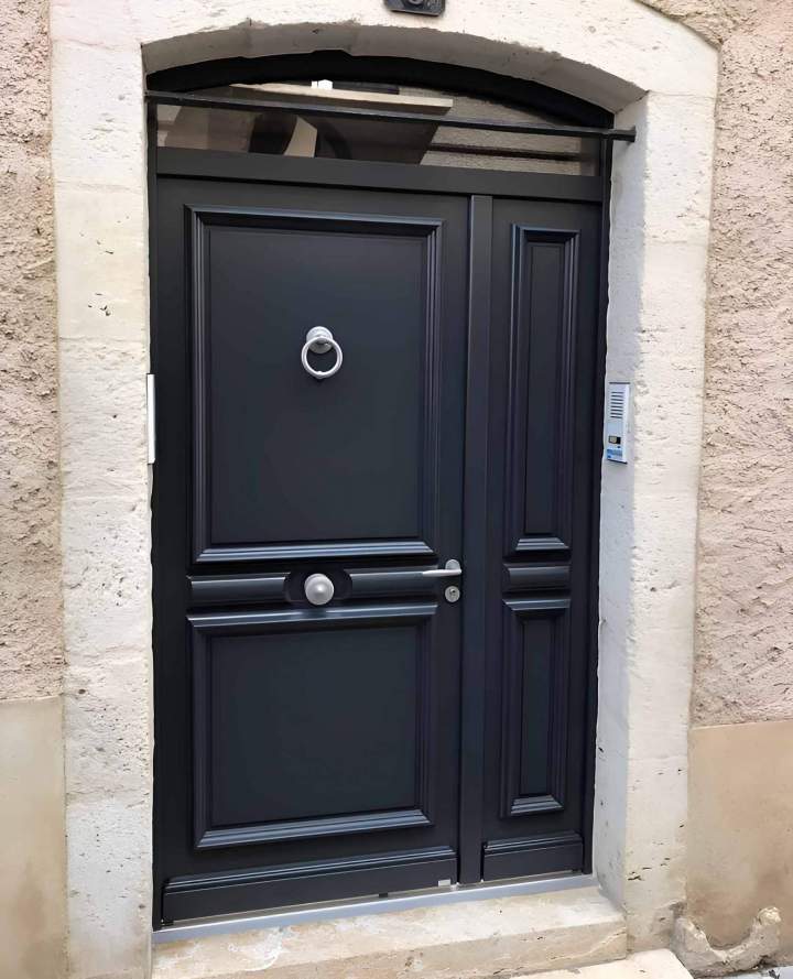 Porte d'entrée bois Colmar