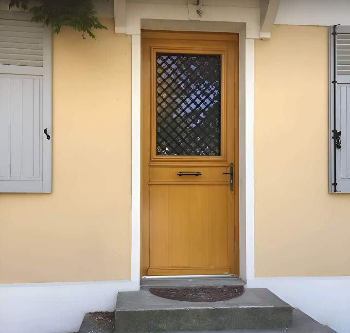 Vente de porte d'entrée sur mesure Colmar